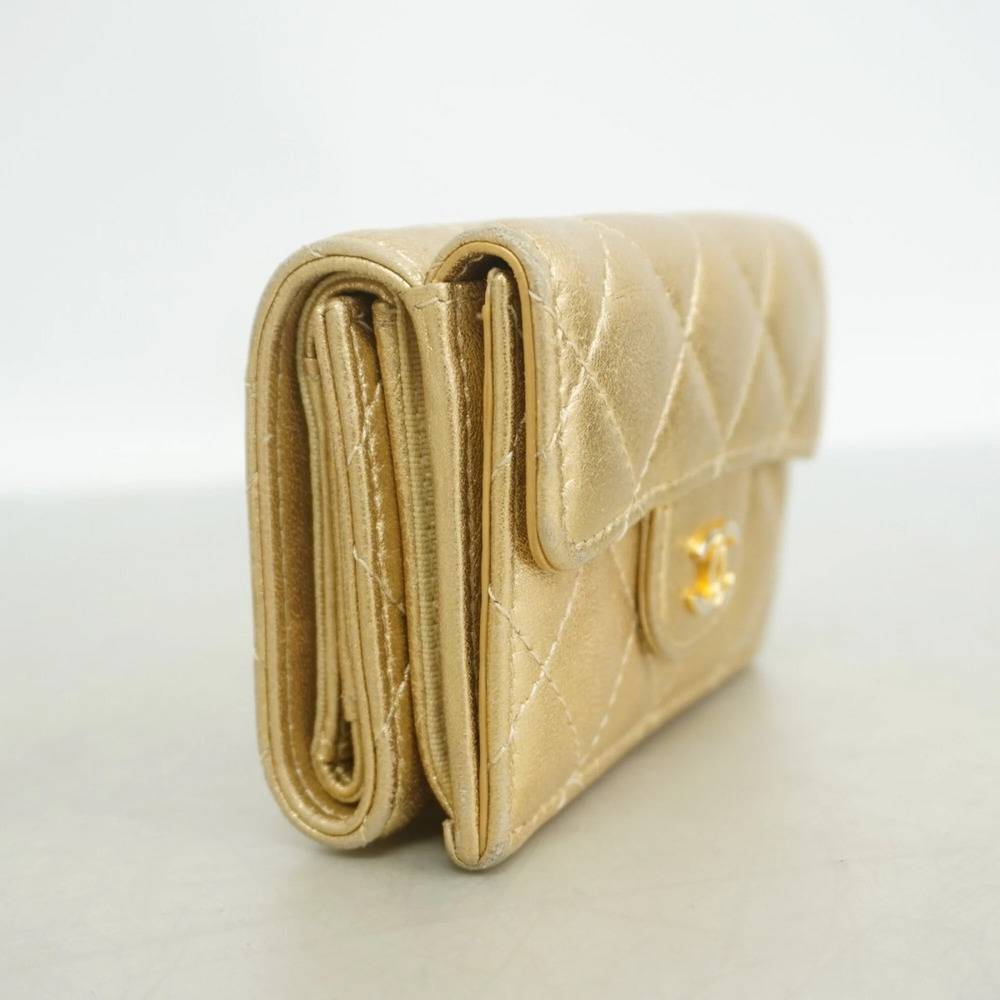 CHANEL Gold Lambskin Leather Wallet - Picture 2 of 11